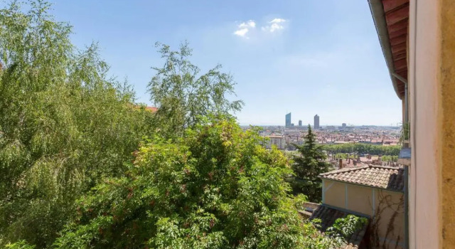 Sur les hauteurs du Vieux Lyon, Rezerwuj Hotel 5th arr 