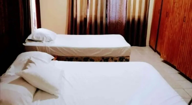 Двухместный номер Standard с видом на сад Tony's Guest House