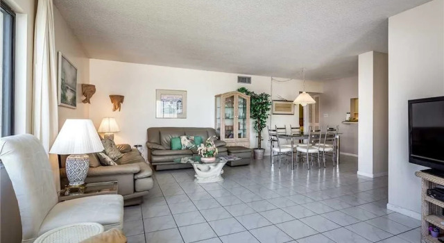 Sandarac A702 - Three Bedroom Condo