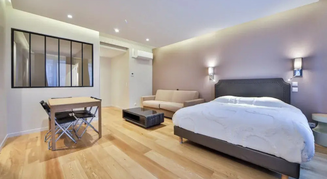 Апартаменты Blue Nights Apartments - Sébastopol