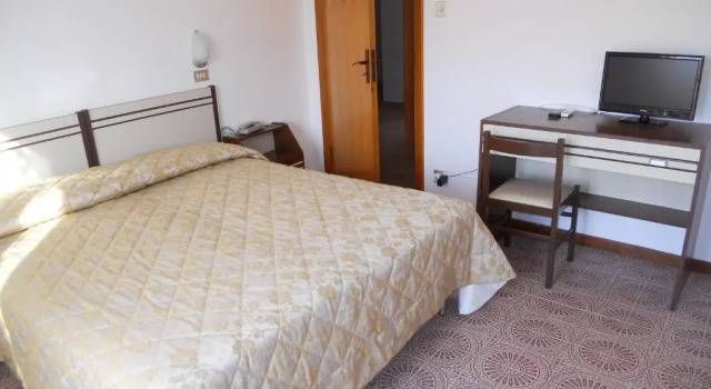 Двухместный номер Standard Hotel Blurelda