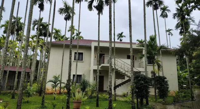 Коттедж Luxury Malnad Shire