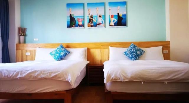 Четырёхместный номер Standard с балконом Happy Hualien Bed and Breakfast