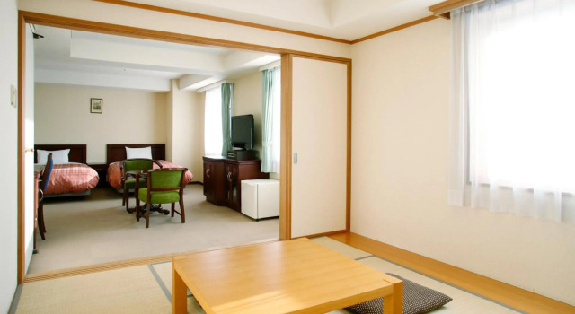 Hyper Hotel Chitose, Book Hotel Chitose Douou