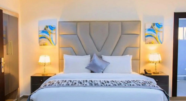 Aries Suites, Book Hotel Hotels in Lagos with a Pool, Swimming Pool