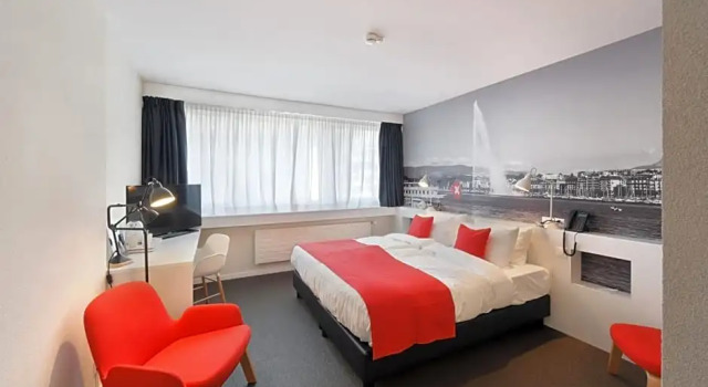 Номер Deluxe Home Swiss Hotel