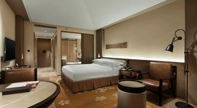 Номер Deluxe с видом на озеро Hilton Jiuzhaigou Resort