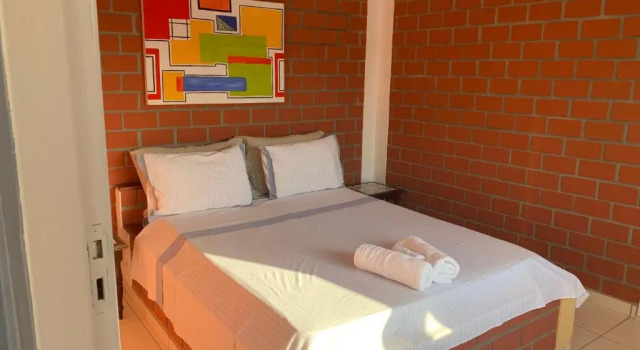 Residencial Marcelo e Irene, Book Hotel Florianopolis Parana, nær Galheta Beach