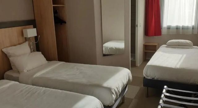 Номер Standard Brit Hotel La Ferte Bernard