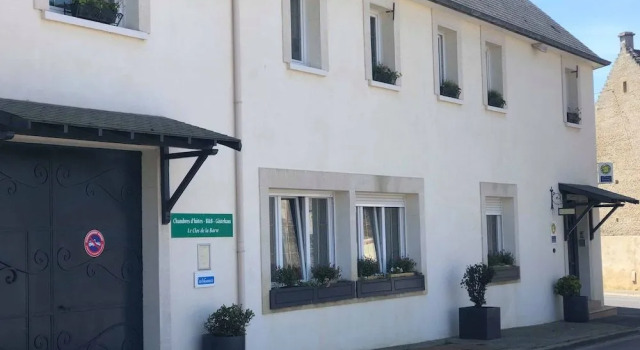 Le Clos de la Barre, 预订 酒店 巴斯里 