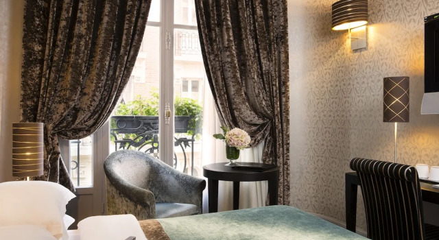 Номер Superior Hotel Ares Eiffel