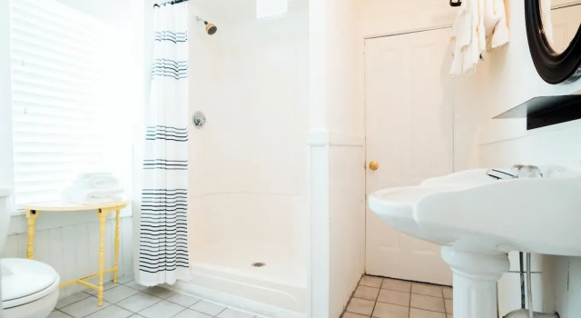 Полулюкс Deluxe Waterford Inn Provincetown