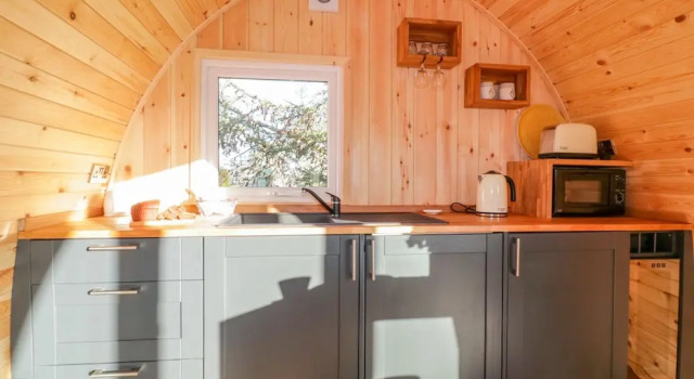 Hütte Chapel Pod