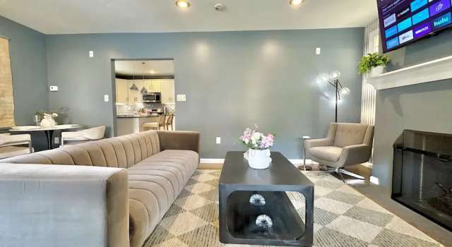 The Beverly at Mt. Lebanon by Luxe PGH, Rezerwuj Dom wakacyjny Pittsburgh Pensylwania