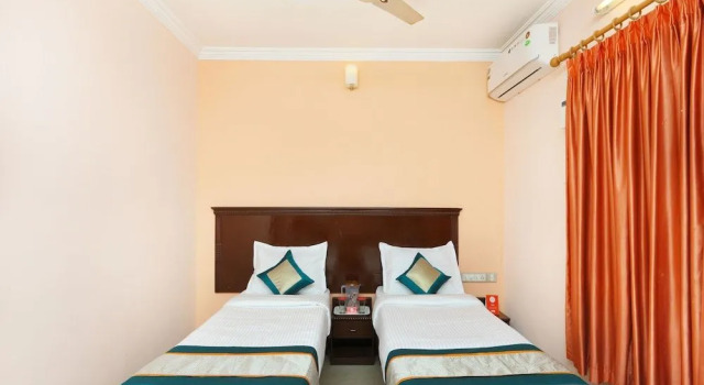 OYO 6849 Dreams Manor