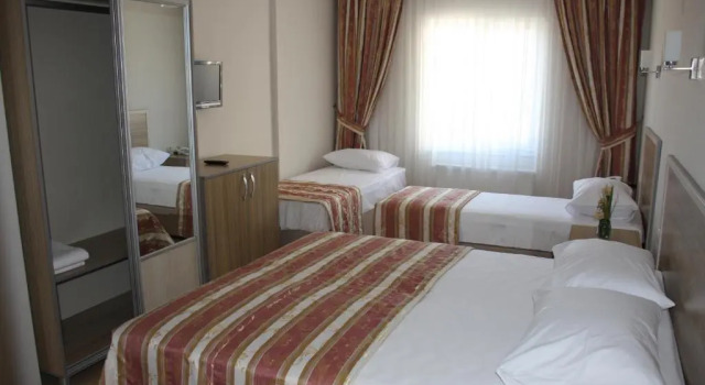 Standard Neljän hengen huone Hotel Ejder