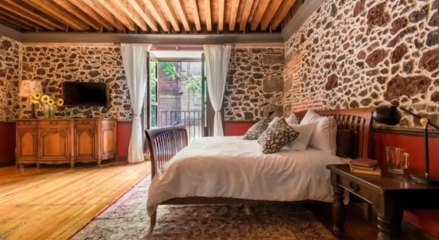 Люкс Luxury CASA SAUTO Suite Cathedral Views in Downtown