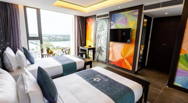 Двухместный номер Deluxe с видом на реку White Lotus Hue Hotel