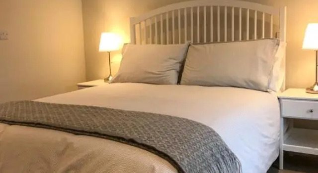 Bush House Accommodation - The Diamond, Забронировать Отель Бушмилс Графство Антрим