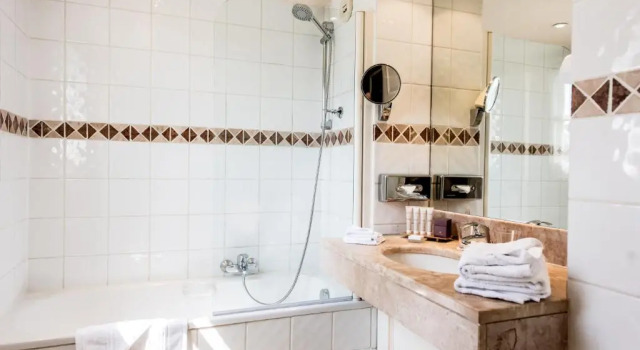 Двухместный номер Superior La Bastide de Mougins, a Tribute Portfolio Hotel