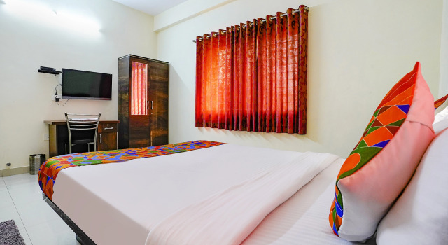FabHotel Himalay