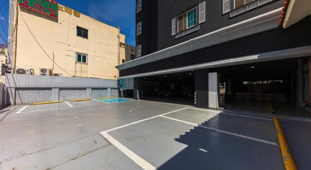 Renaissance Hotel, Prenota Hotel Gongju 