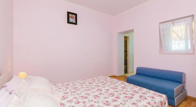 Awesome Home in Orasac With Wifi and 1 Bedrooms