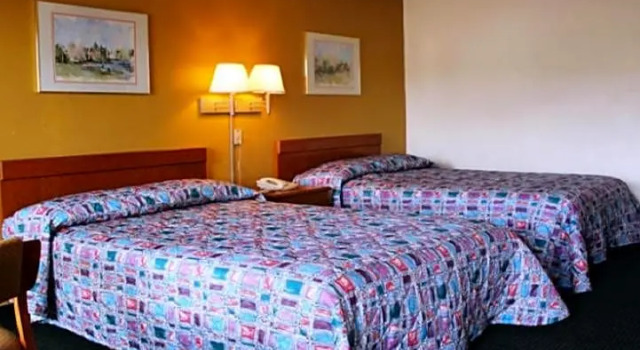Standard Vierer Zimmer Speedway Inn