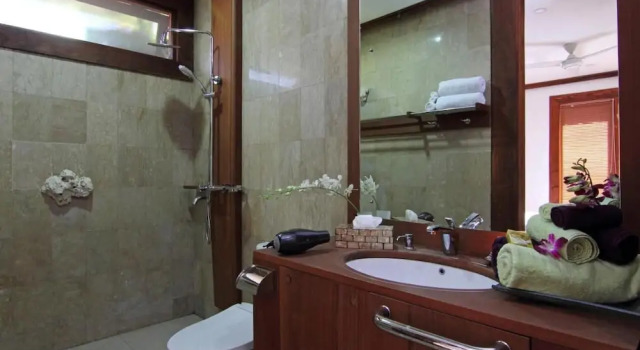 Номер Executive Segara Beach House Villa - Kuta