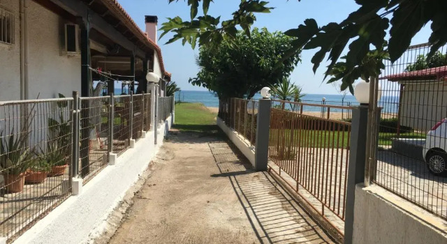 Παραθαλάσσια κατοικία στην παραλία Κατακόλου, Prenota Hotel Pyrgos Elide