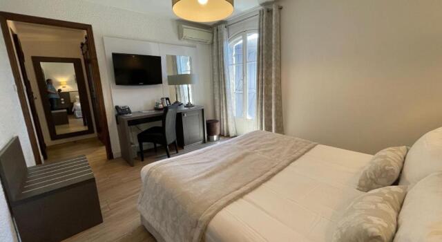 Двухместный номер Superior с балконом Hôtel & Restaurant Les 3 Barbus