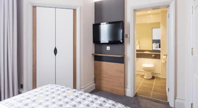 Одноместный номер Standard Holiday Inn Farnborough by IHG