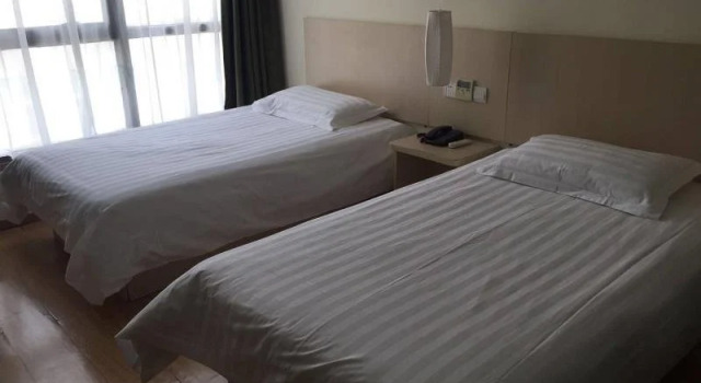 Motel 268 Wang Fu Jing Inn