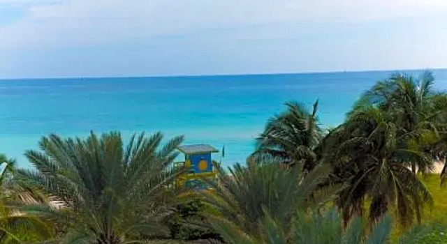 Двухместный номер Standard с балконом Ocean Surf Hotel