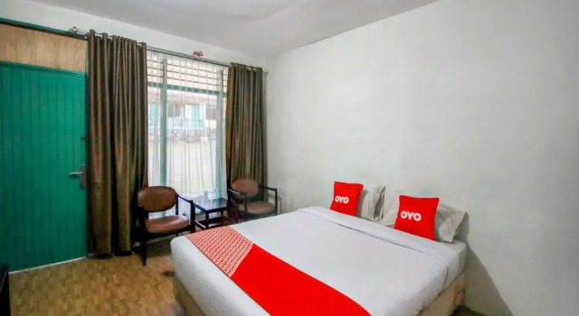 Номер Standard OYO 2322 Dien Karona Hotel