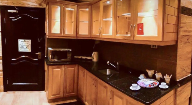 Семейный люкс Jad Hotel Suites