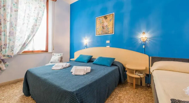 Четырёхместный номер Standard Hotel Stefania