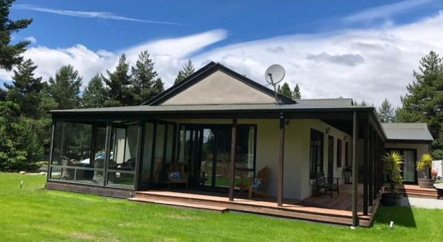 Коттедж Twizel -Northwest Retreat