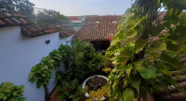 Casa Alma-Spacious & breezy 3bed/3bath house w/garden, Rezerwuj Hotel Granada Granada Region