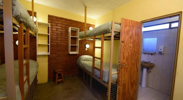 Кровать в общем номере La Tosca Hostel