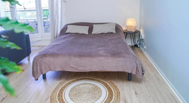 Appartement coup de coeur au calme avec parking, Забронировать Апартаменты/квартира Отели Pyrénées-Atlantiques с парковкой, Парковка