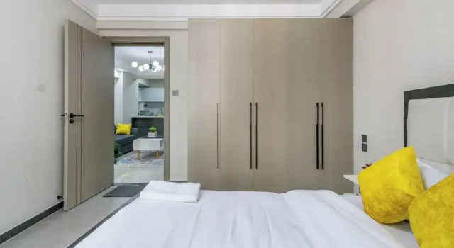 Апартаменты Standard Yaya Suites