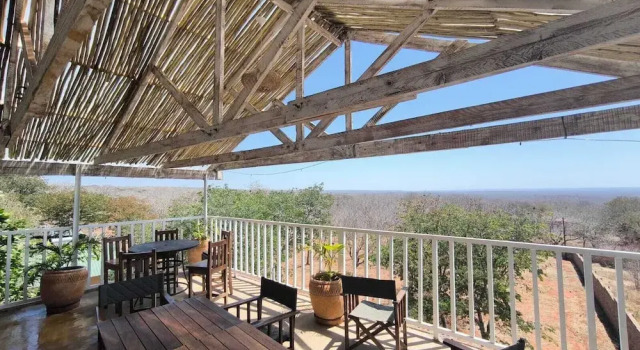 Room in Lodge - Luxury Suite in Zambezi Boutique Lodge 3