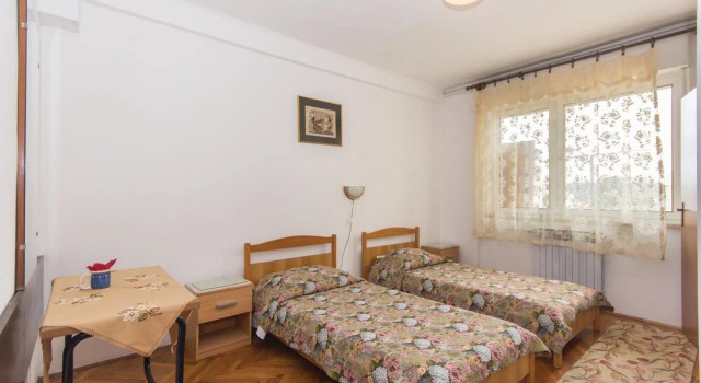 Amazing Apartment in Pula With 2 Bedrooms
