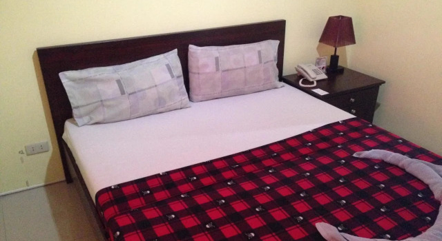 Poleng Suites Hotel, Rezervovat Hotel Angeles 