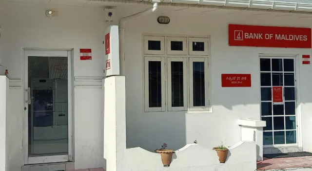 Fins Dive and Leisure Hotel, Book Hotel Rasdhoo Ari Atoll