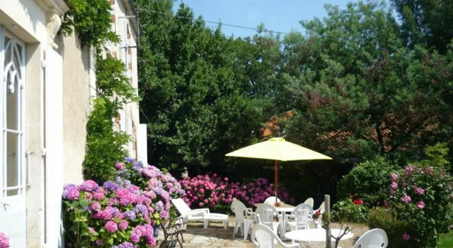Gîte Le Champ-Saint-Père, 4 pièces, 8 personnes - FR-1-426-239, Réserver Hôtel Le Champ-Saint-Père Vendée