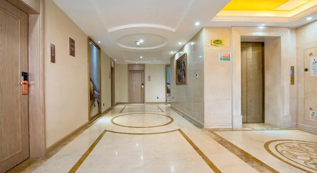 Vienna Hotel Tianjin Huaming, Rezerwuj Hotel Tiencin Tianjin Province