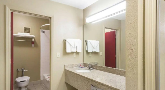 Номер Standard Econolodge Inn & Suites