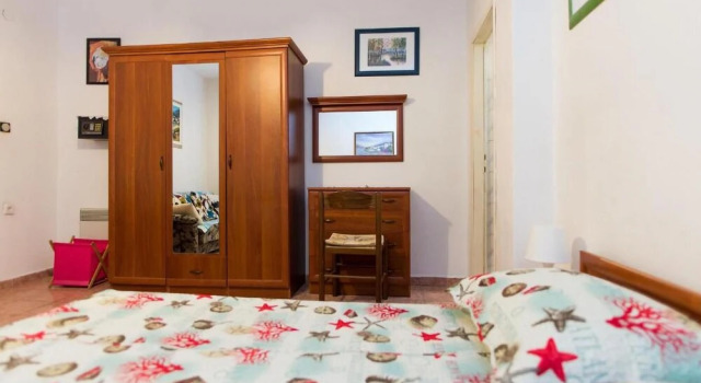 Stunning Apartment in Grebastica With Wifi and 2 Bedrooms, Забронировать Апартаменты/квартира Апартаменты Шибеник, Апартаменты/квартира